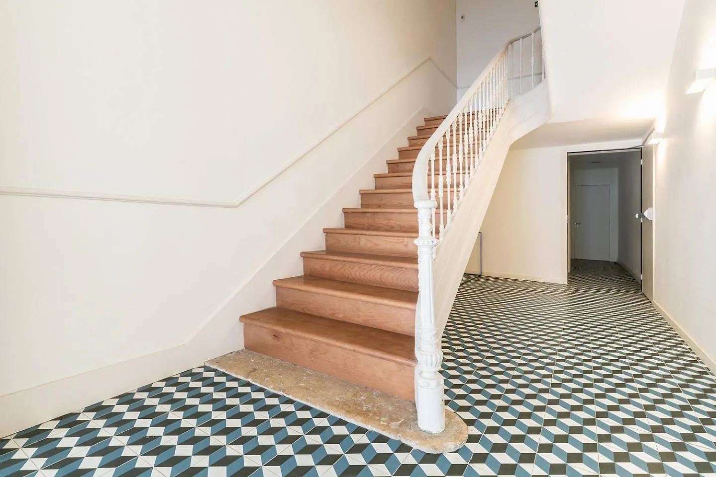 ליסבון Graceful Design Studio With Romantic View 0*,