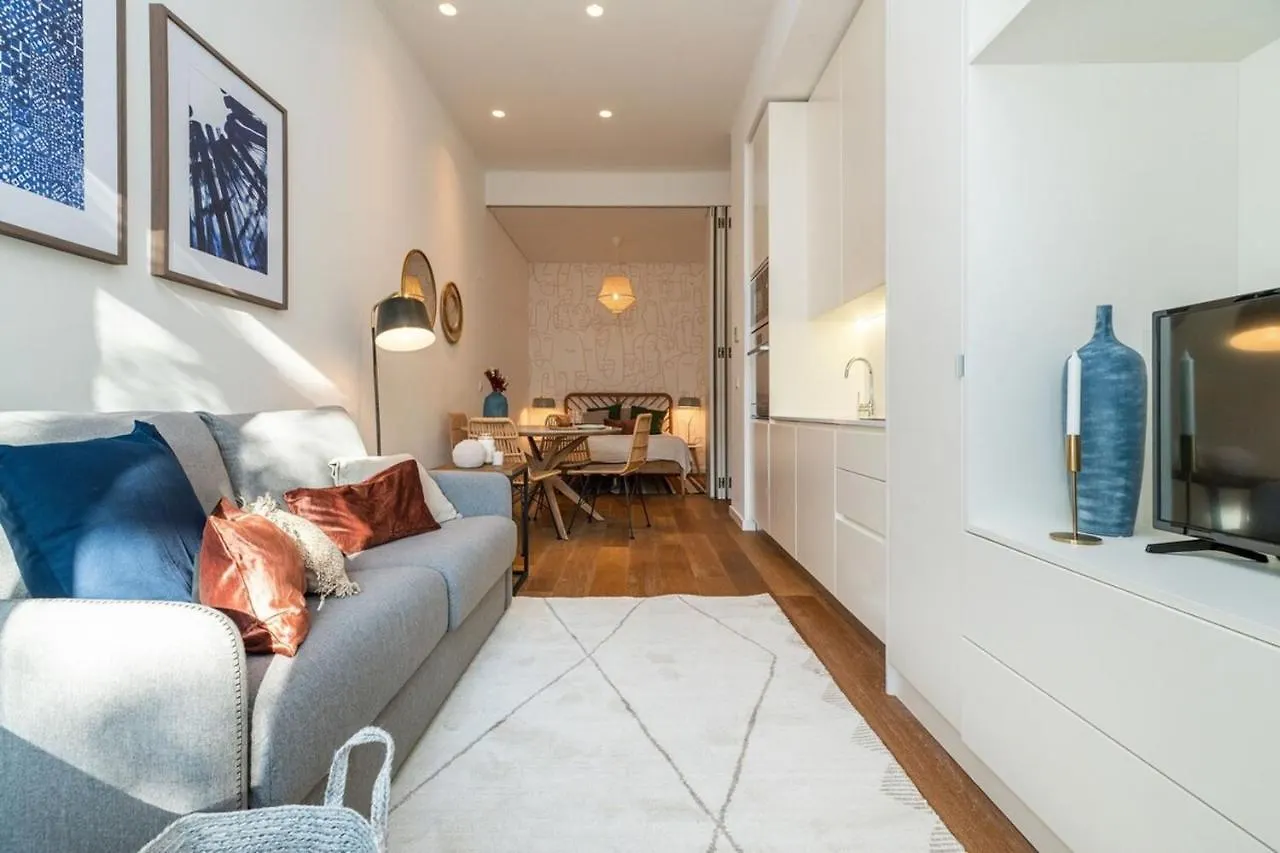 Graceful Design Studio With Romantic View Lisbon Portugal