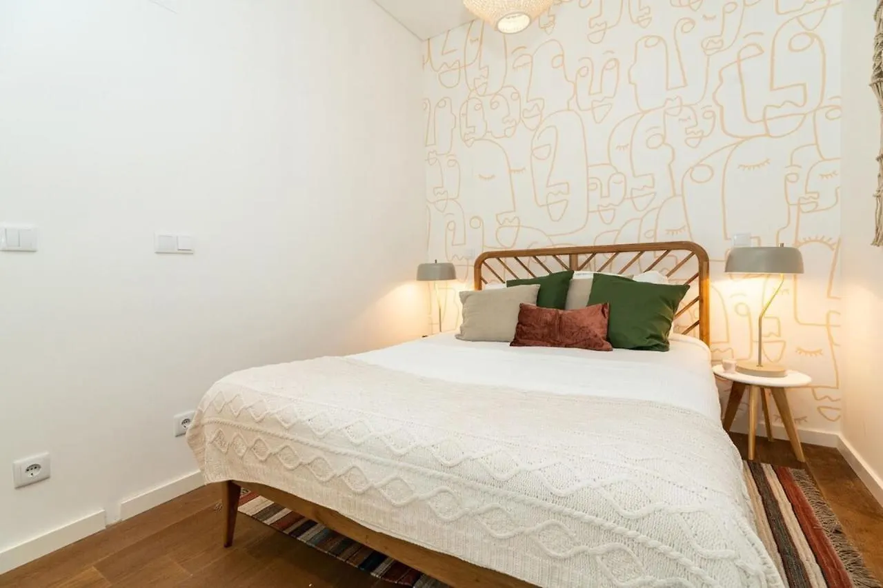 Graceful Design Studio With Romantic View Lisbon 0*,