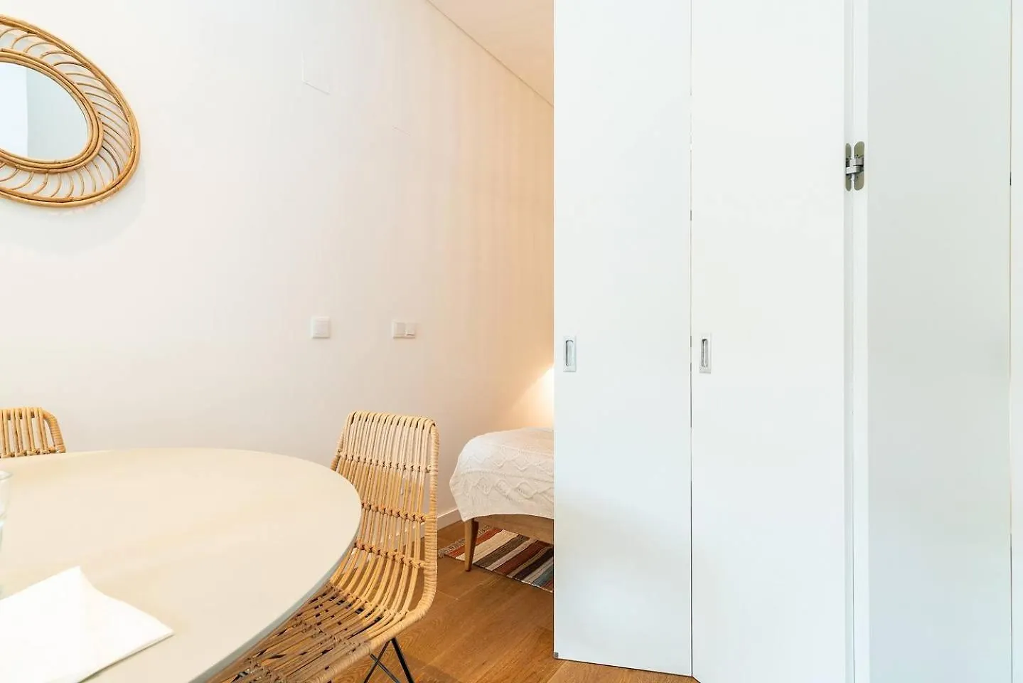 Graceful Design Studio With Romantic View Lisbon
